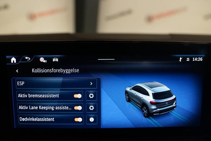 Hvid Mercedes EQA250+ fra 2025