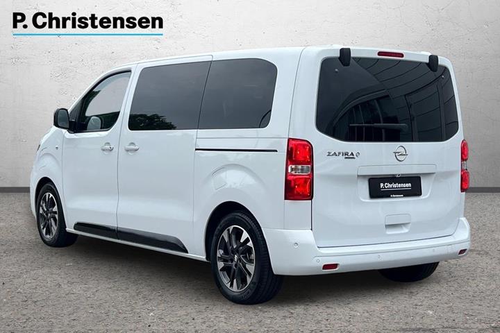 Hvid Opel Zafira-e Life fra 2023