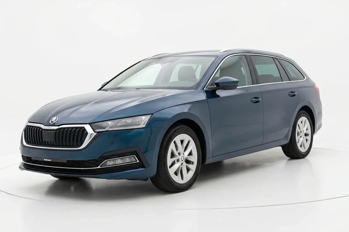 Blå Skoda Octavia fra 2021