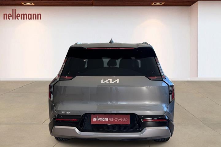 Grå Kia EV9 fra 2026