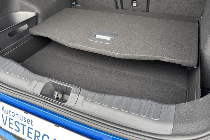 Blå Ford Capri fra 2025