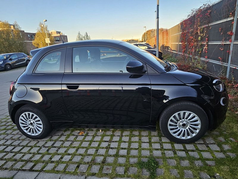 undefined Fiat 500e fra 2021