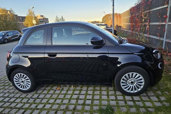 undefined Fiat 500e fra 2021