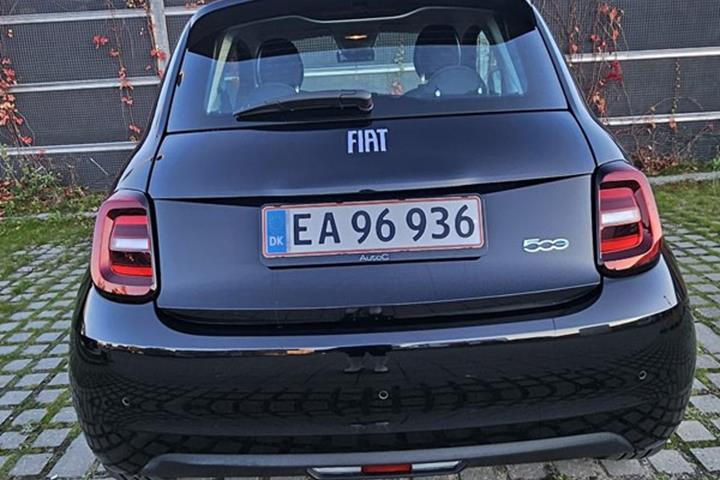 undefined Fiat 500e fra 2021