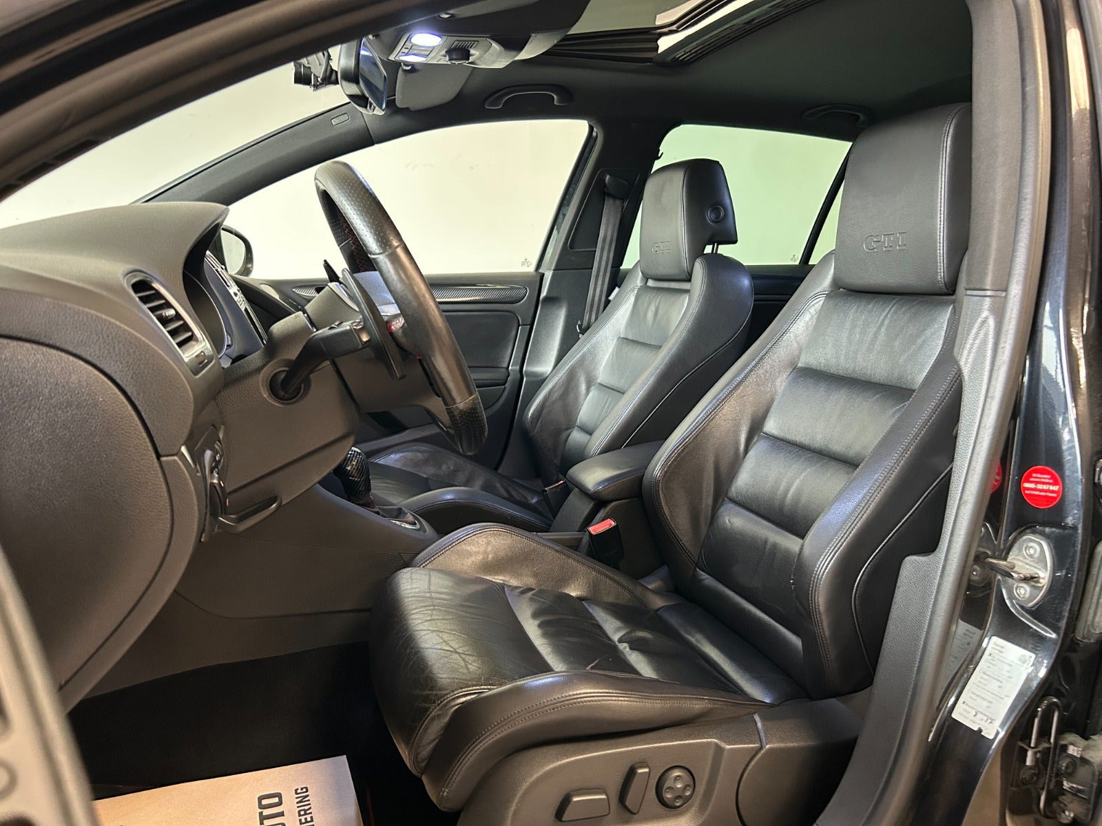 Sort VW Golf VI fra 2011