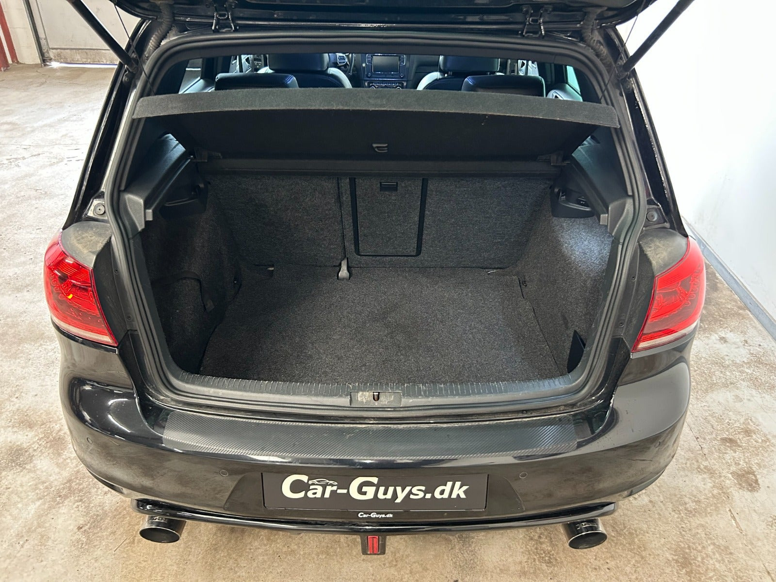 Sort VW Golf VI fra 2011