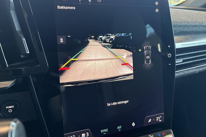 Grå Renault Megane E-Tech fra 2024