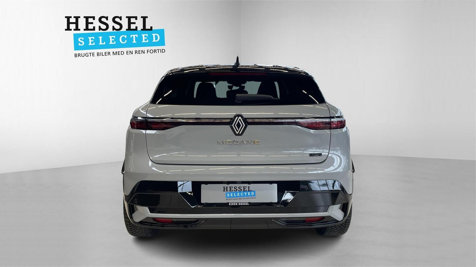 Grå Renault Megane E-Tech fra 2024