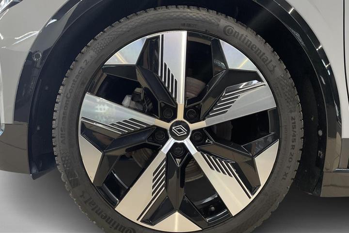 Grå Renault Megane E-Tech fra 2024