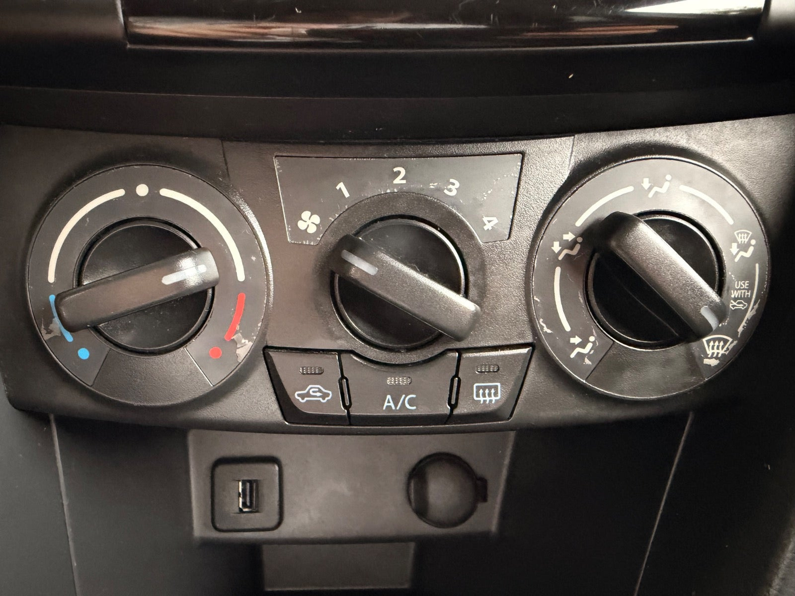 undefined Suzuki Swift fra 2011