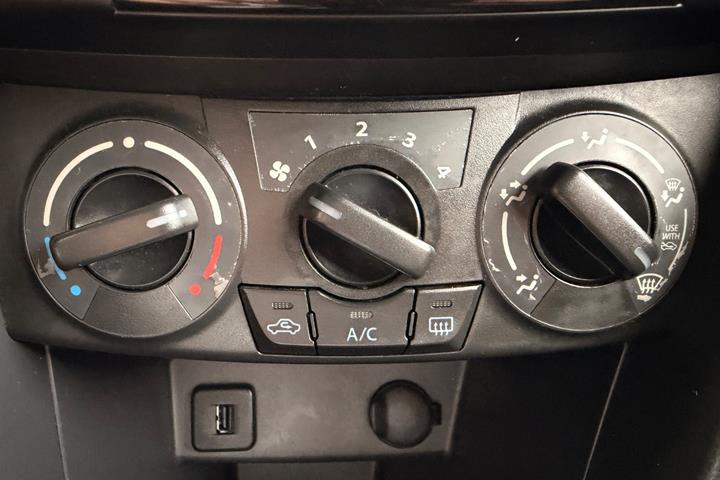 undefined Suzuki Swift fra 2011