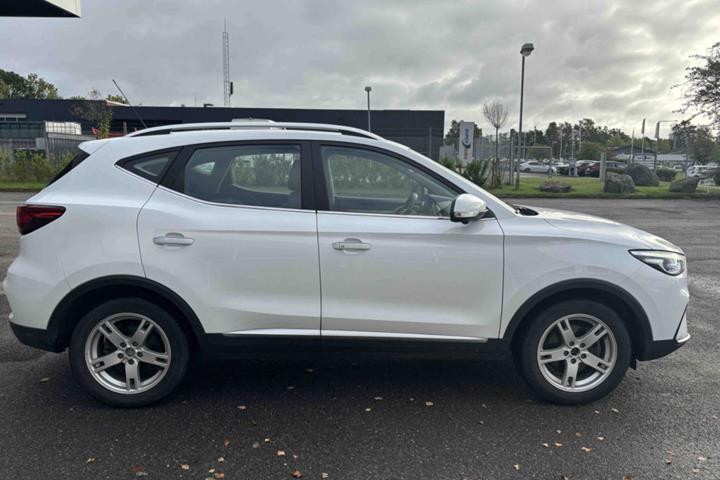 Hvid MG ZS fra 2022