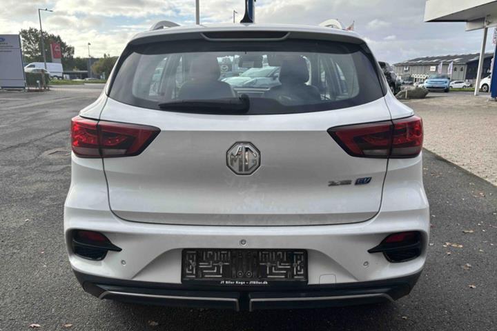 Hvid MG ZS fra 2022