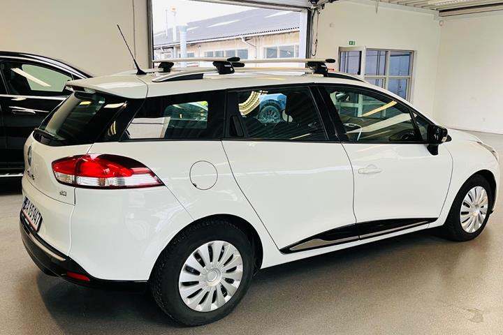 Hvid Renault Clio IV fra 2015