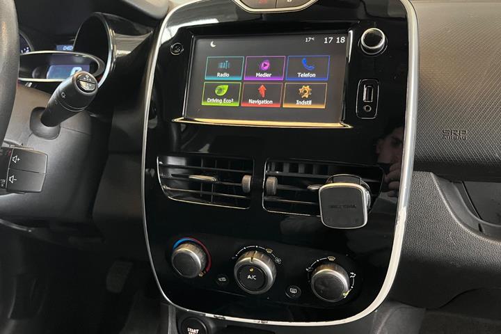 Hvid Renault Clio IV fra 2015