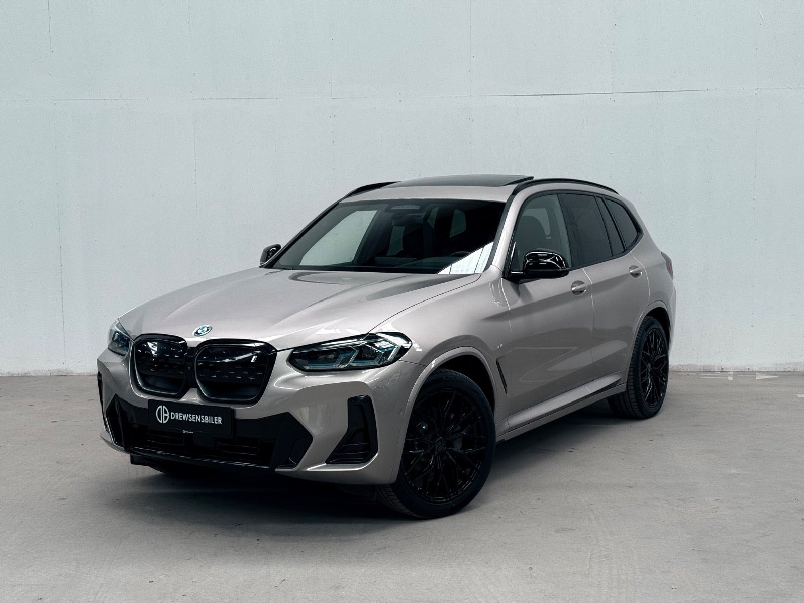 BMW iX3 Charged Plus M-Sport