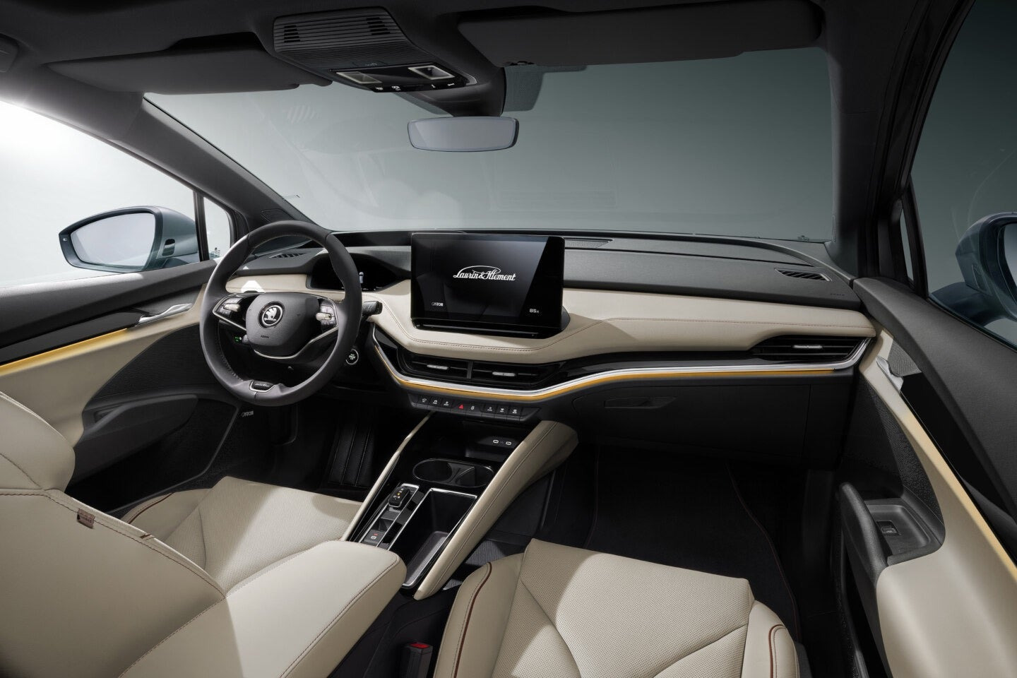 Grå Skoda Enyaq fra 2026