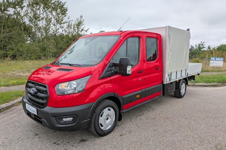 Rød Ford Transit 350 L4 Chassis fra 2026