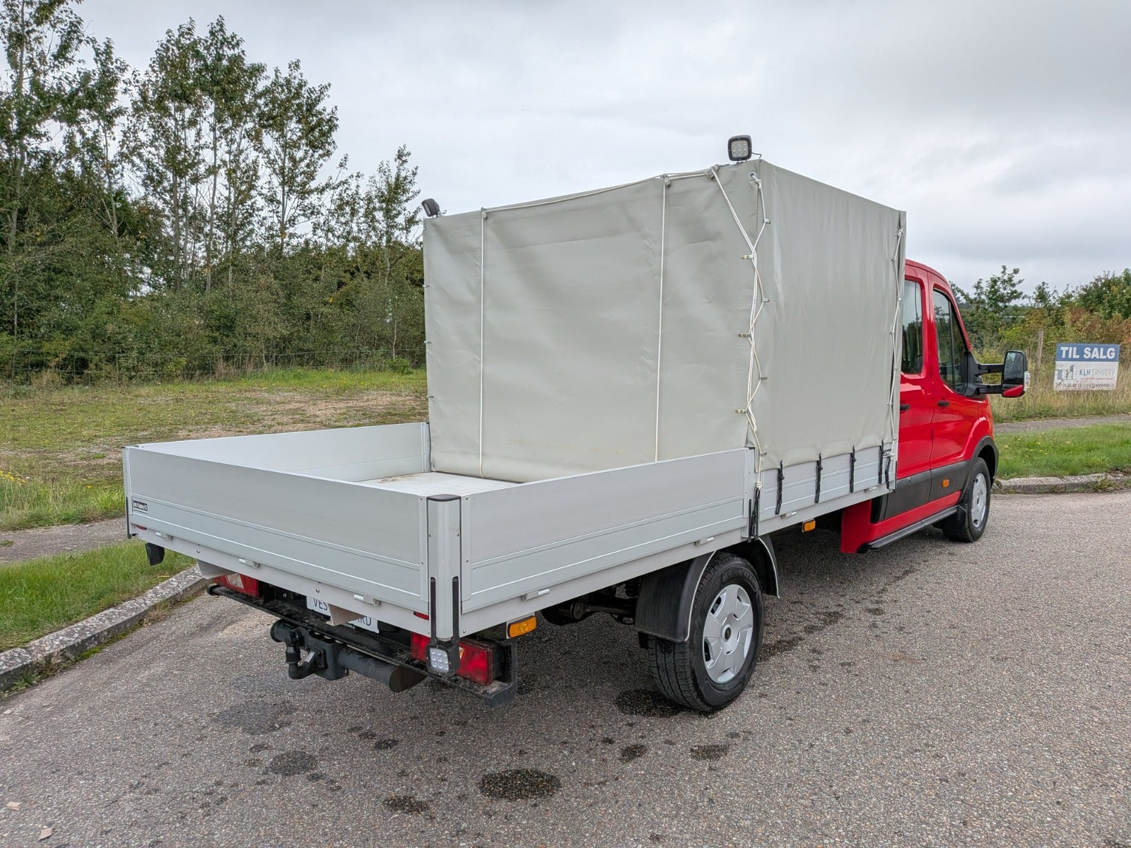 Rød Ford Transit 350 L4 Chassis fra 2026