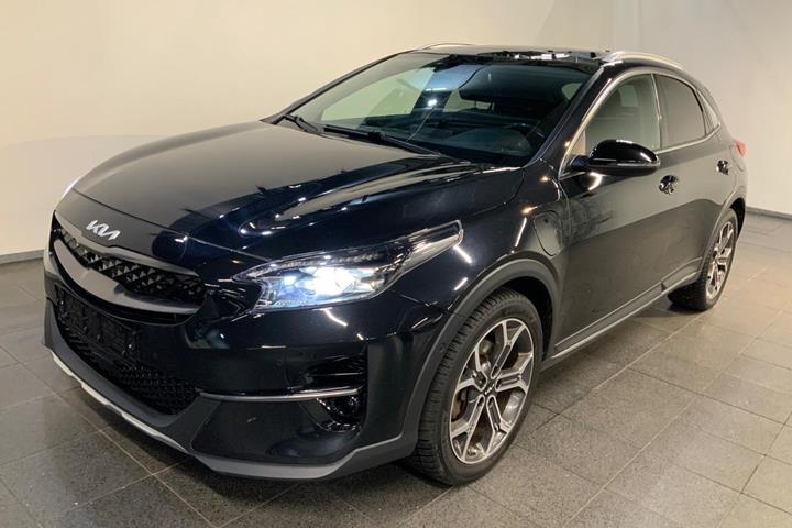 Sort Kia XCeed fra 2022 set udefra