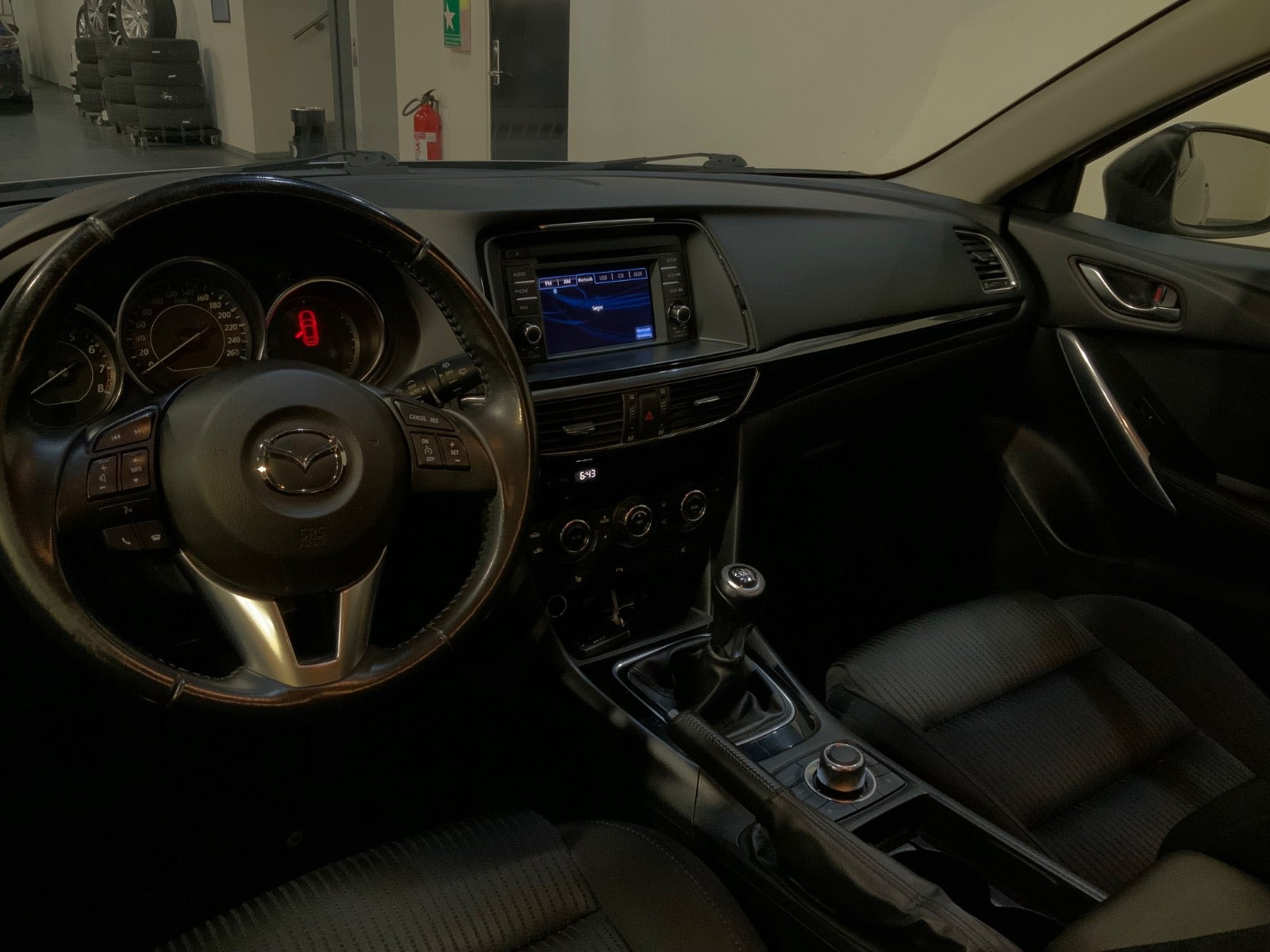 Sølv Mazda 6 fra 2013