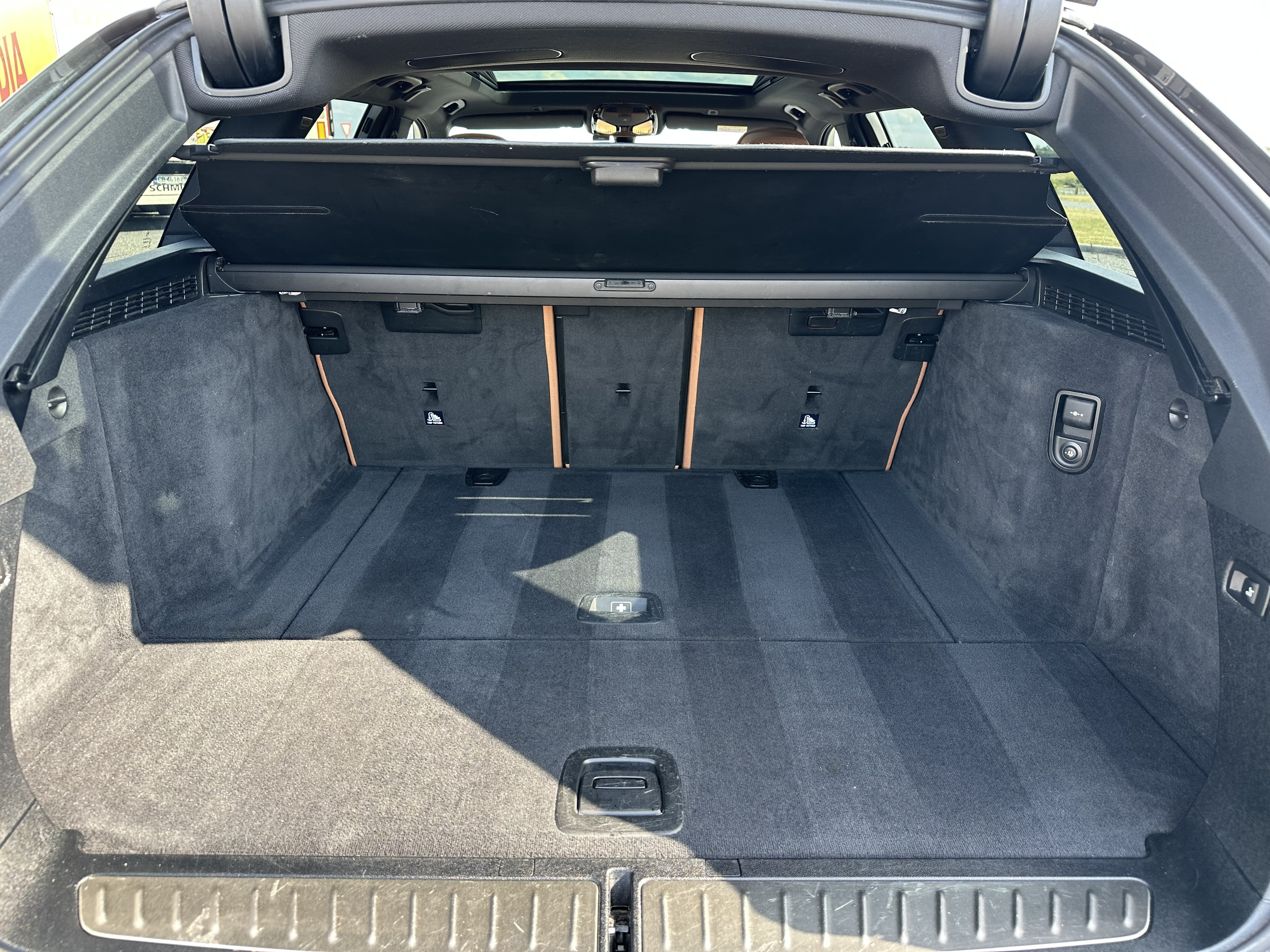 Sort BMW 520 fra 2019