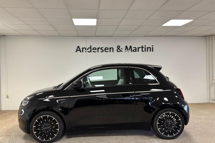 Sort Fiat 500e fra 2023