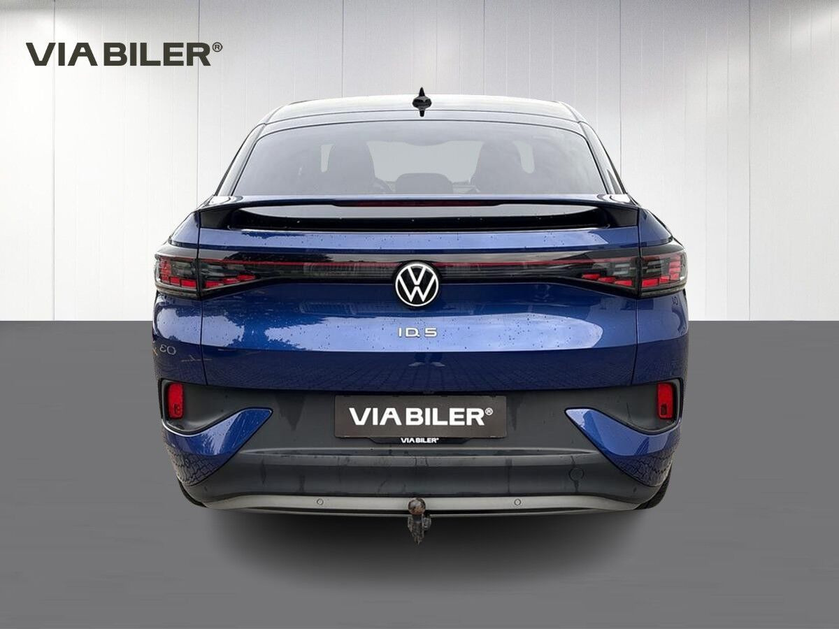 Blå VW ID.5 fra 2022