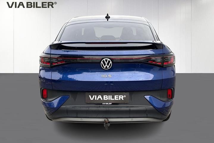 Blå VW ID.5 fra 2022