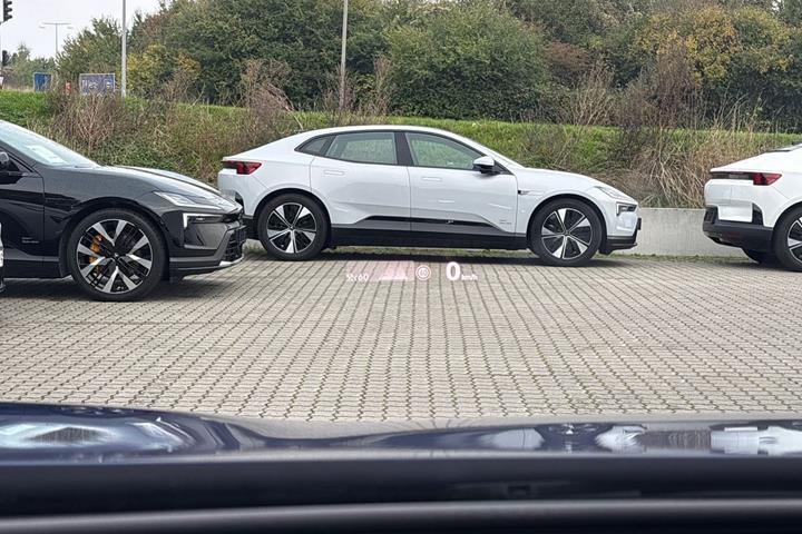 Blå VW ID.5 fra 2022