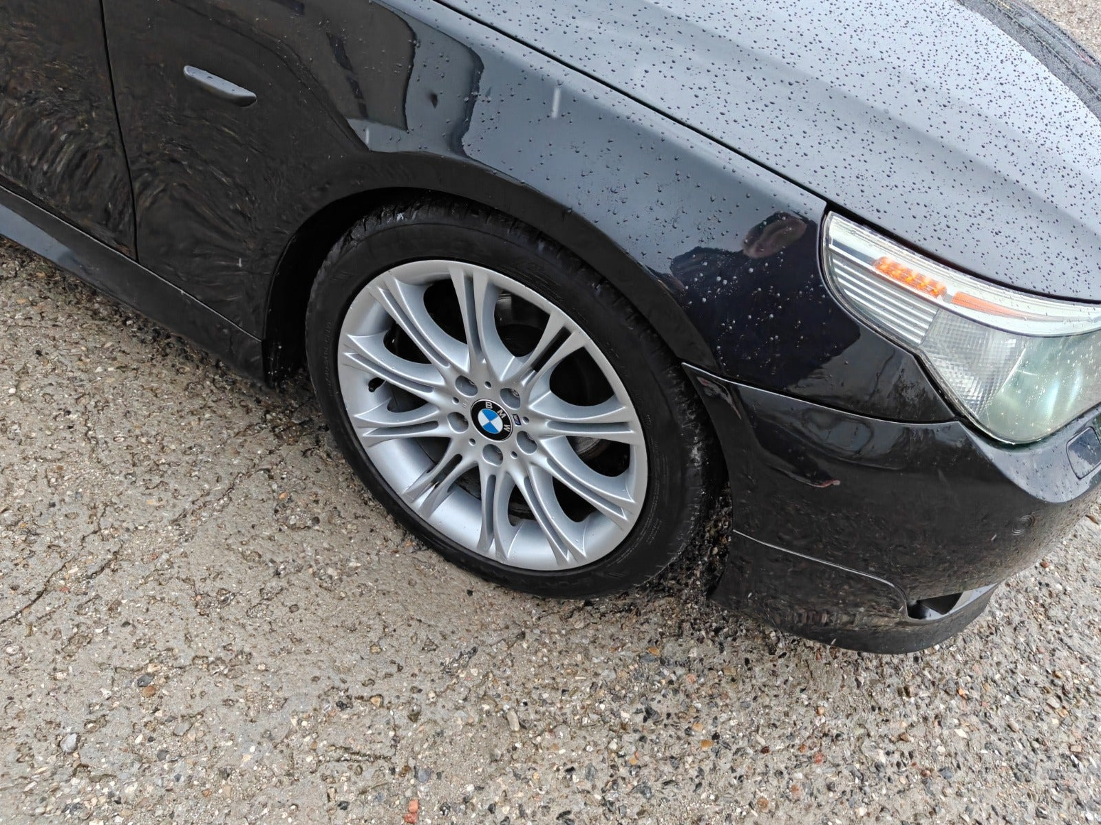 undefined BMW 525i fra 2004