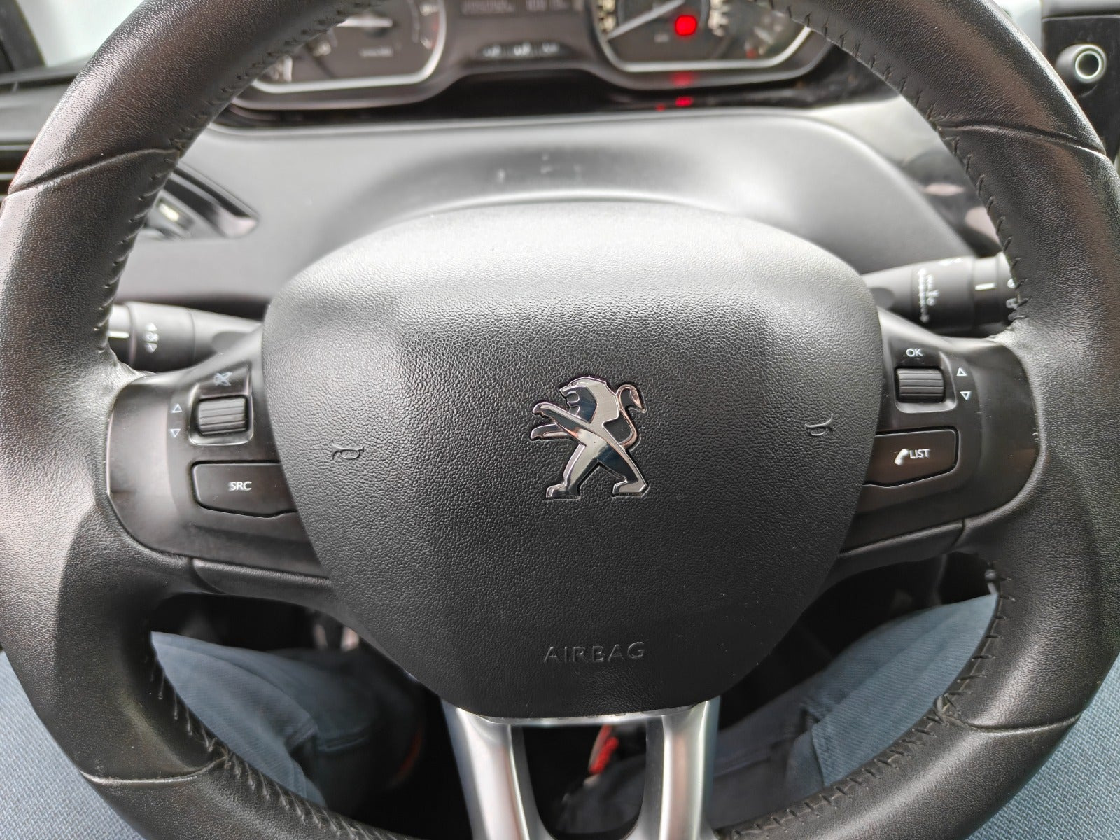 undefined Peugeot 208 fra 2019