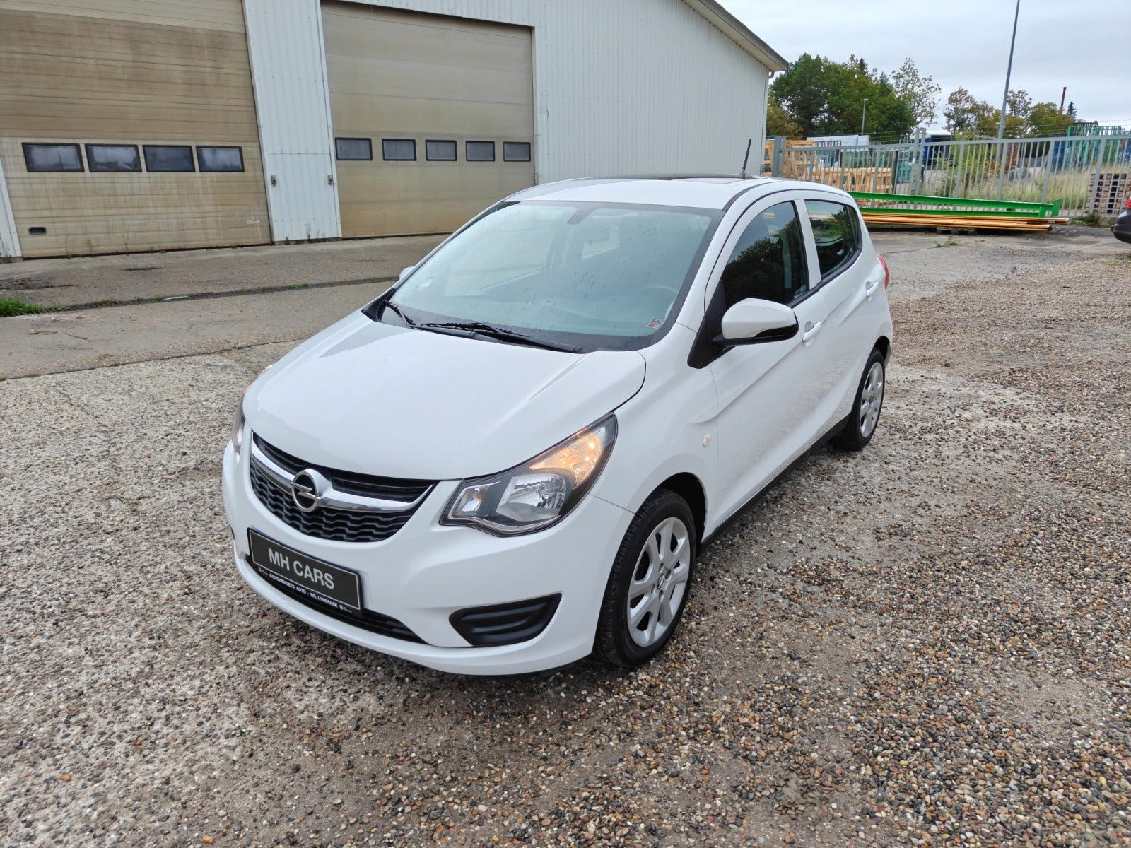 Gul Opel Karl fra 2016