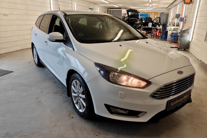 undefined Ford Focus fra 2012