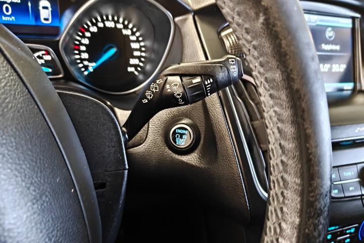 undefined Ford Focus fra 2012