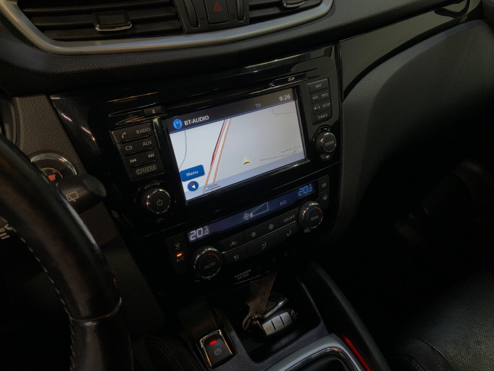 Hvid Nissan Qashqai fra 2017