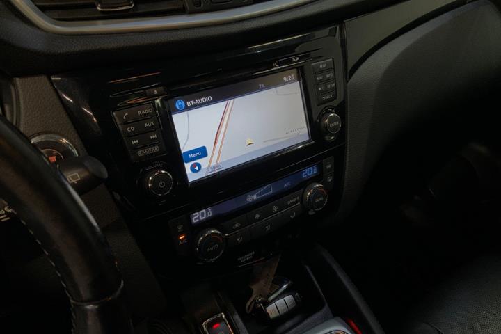 Hvid Nissan Qashqai fra 2017