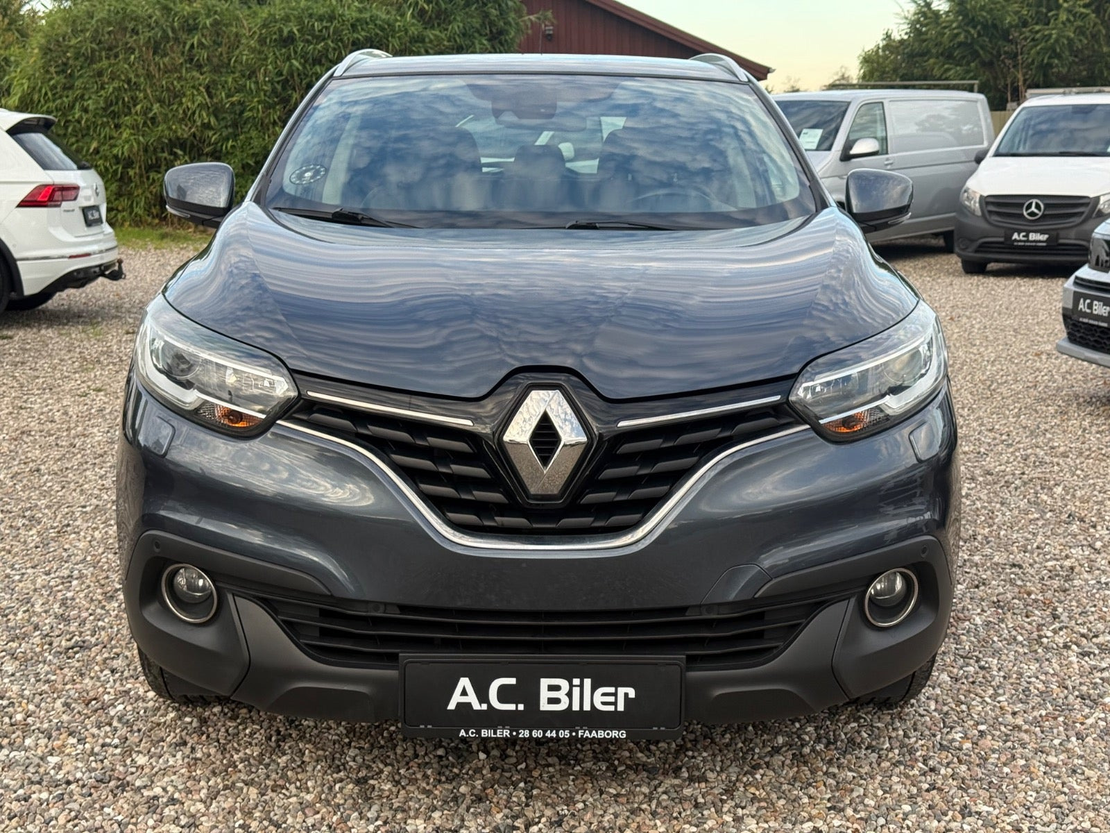 Blå Renault Kadjar fra 2018