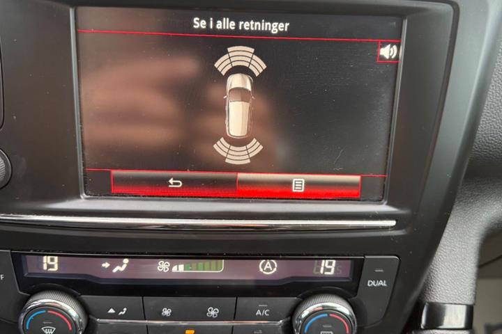 Blå Renault Kadjar fra 2018