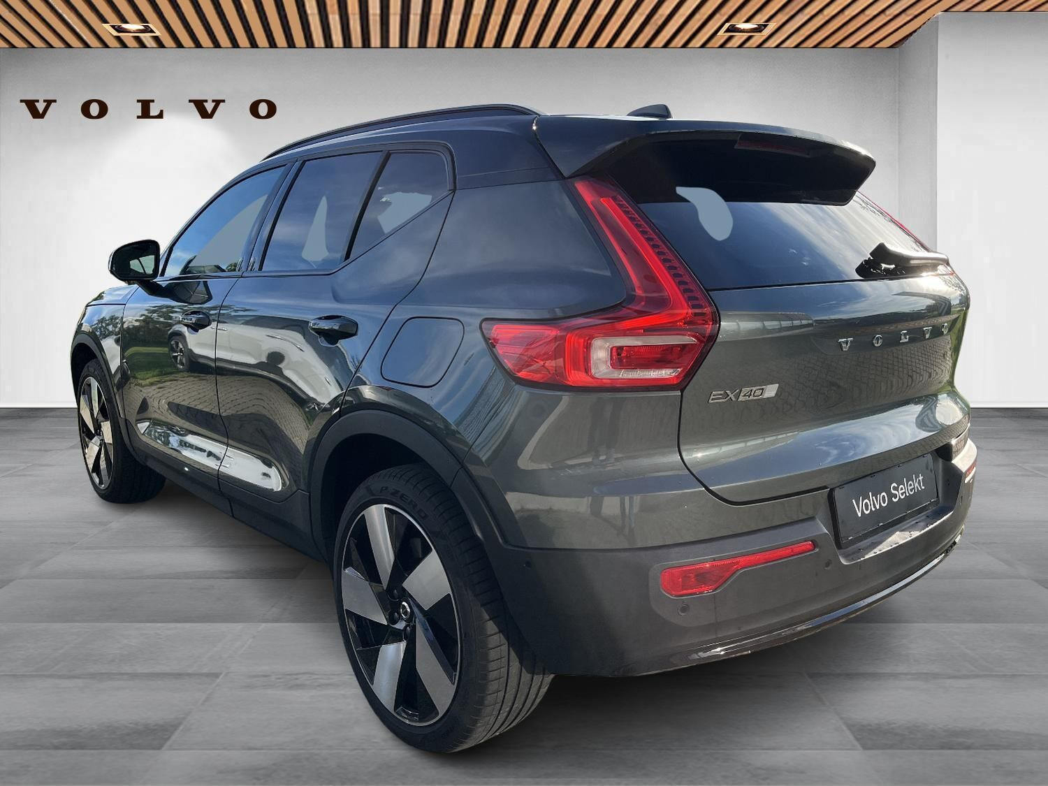 Grøn Volvo EX40 fra 2026