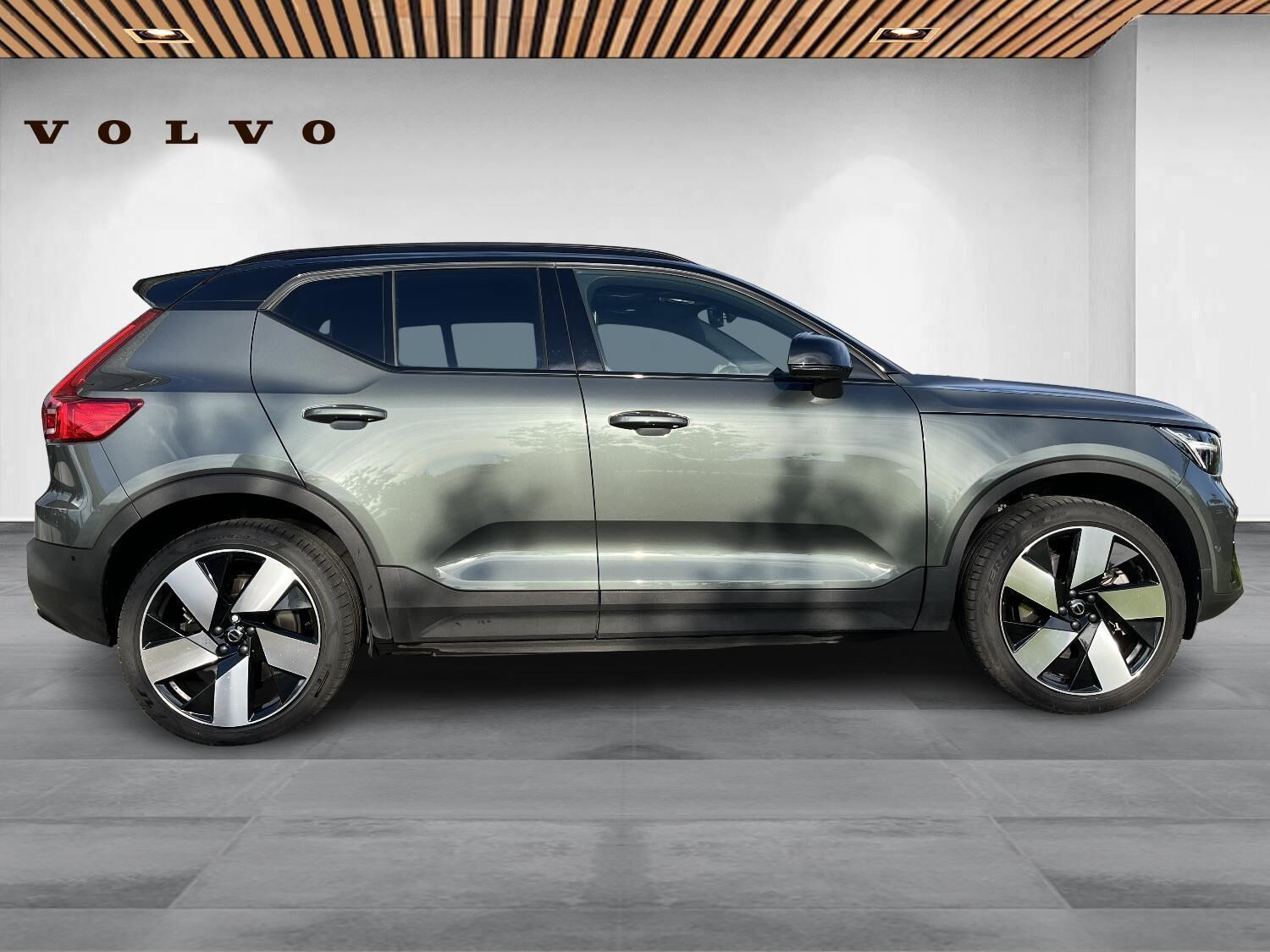 Grøn Volvo EX40 fra 2026