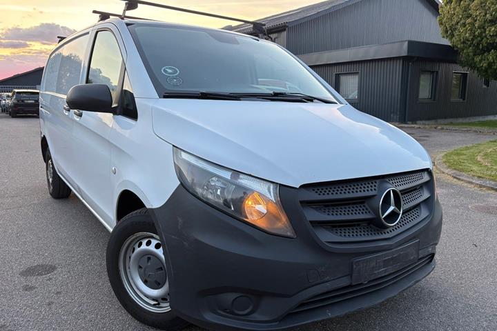Hvid Mercedes Vito 111 fra 2016