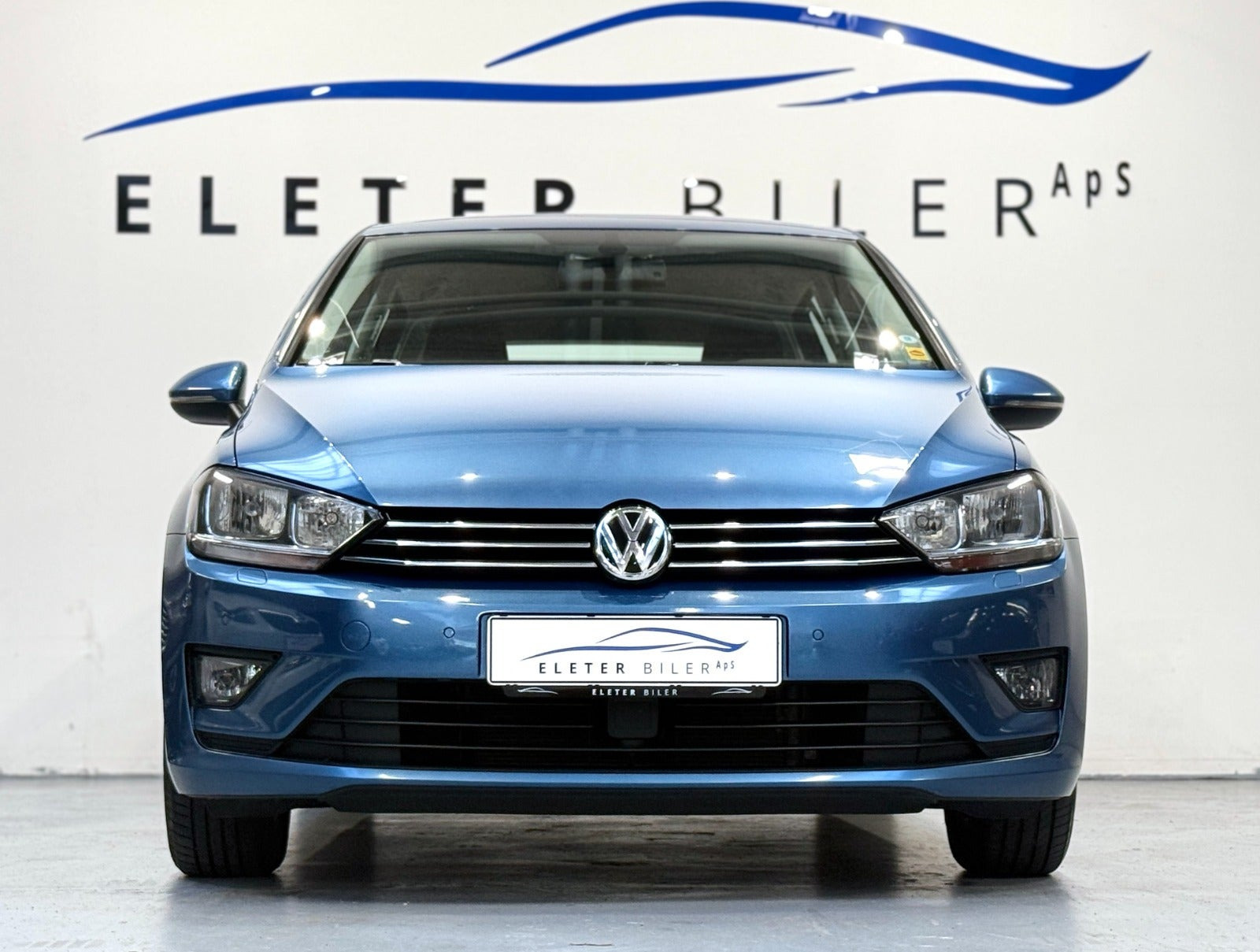 Blå VW Golf Sportsvan fra 2016