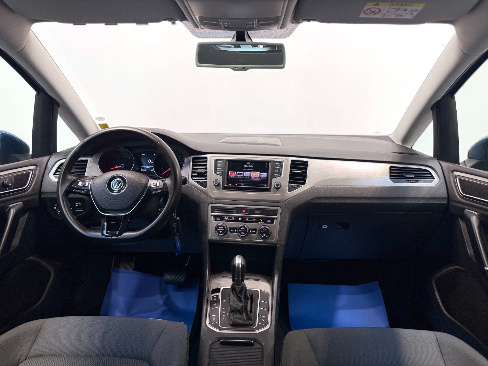 Blå VW Golf Sportsvan fra 2016