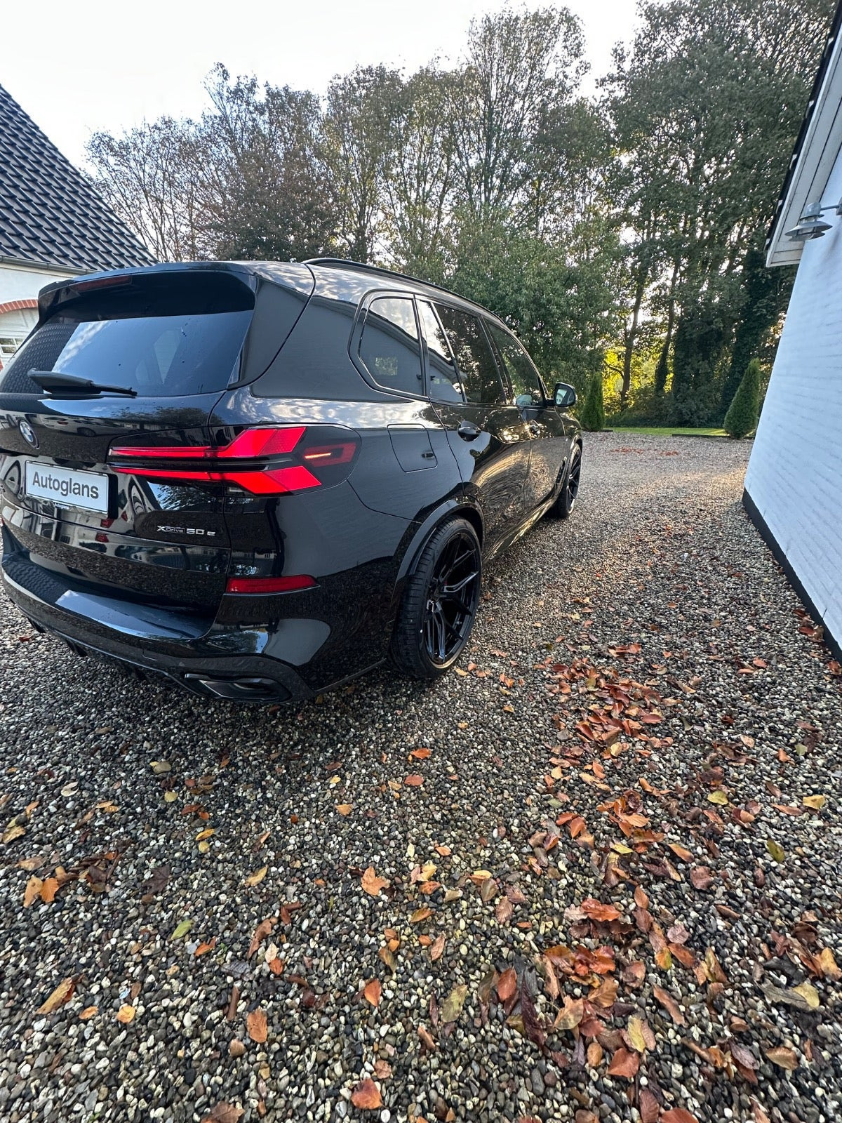 Sort BMW X5 fra 2023