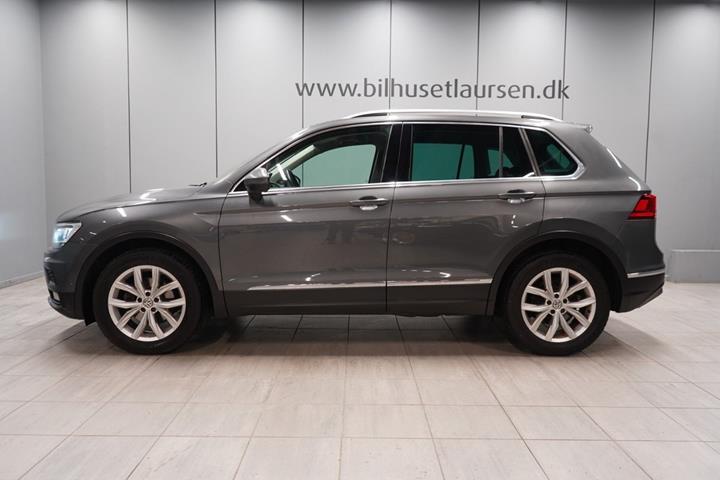 Grå VW Tiguan fra 2018