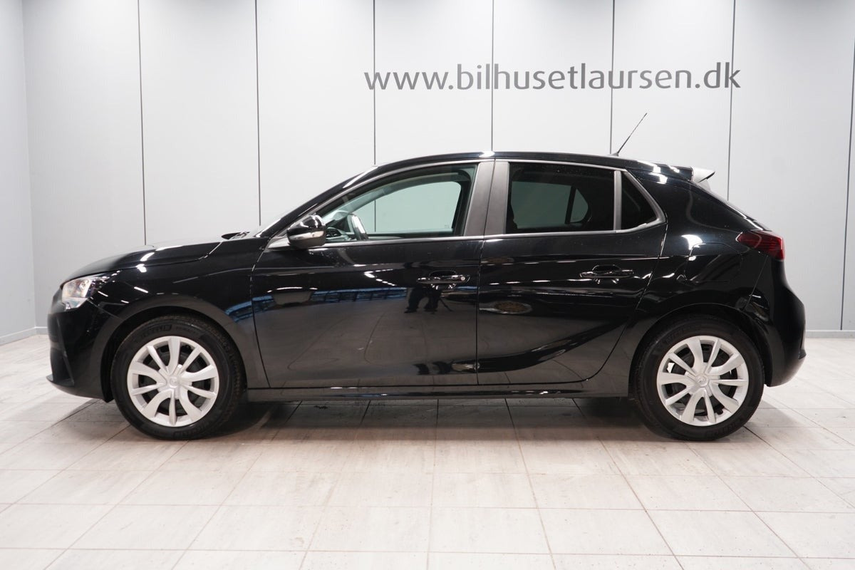 Sort Opel Corsa fra 2023