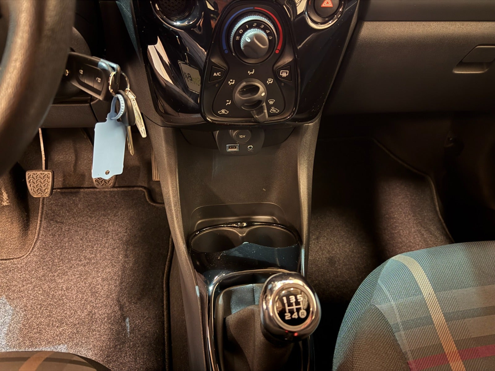undefined Peugeot 108 fra 2016