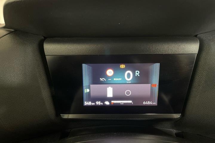 Sølv Citroën ë-C4 X fra 2025