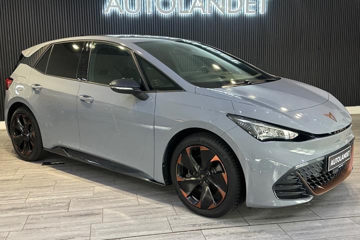 Grå Cupra Born fra 2023